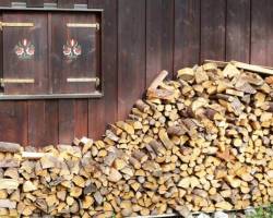 Brennholz: Maximale Rest-Feuchtigkeit