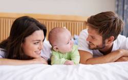 Die Junge Union will junge Familien unterstützen - mit 1.000 Euro Baby Bonus