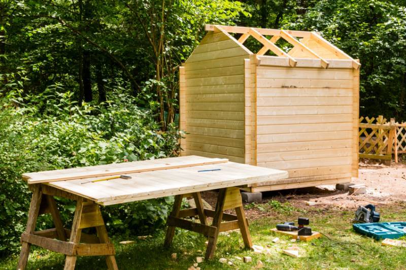Das ideale Fundament für ein Gartenhaus